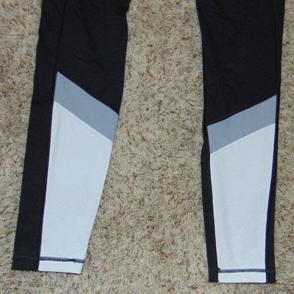 Womens Victorias Secret Sport VSX Leggings Medium Black White Yoga Workout Pants - Picture 4 of 5